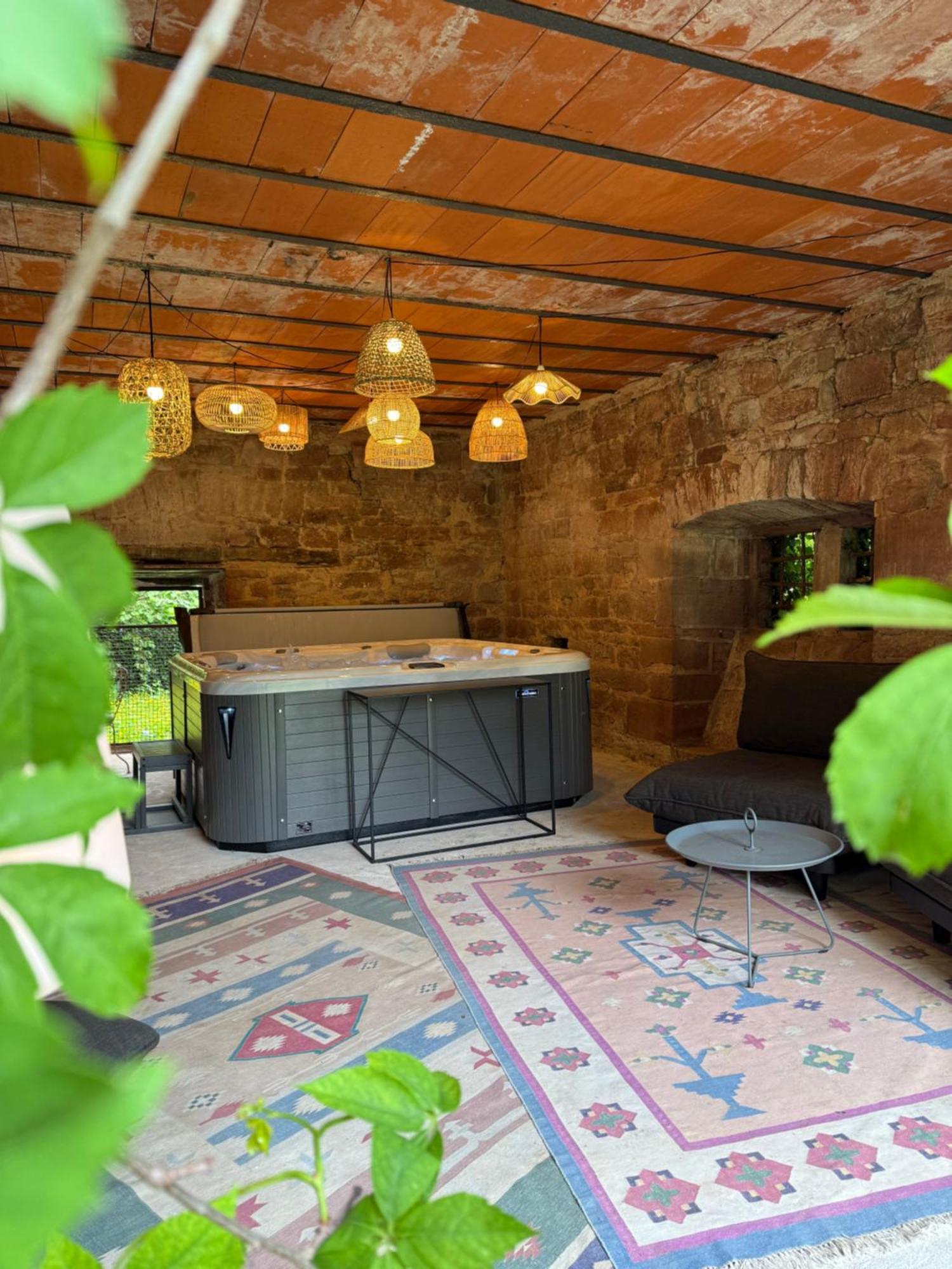 Maison Dada Et Spa Meyssac エクステリア 写真